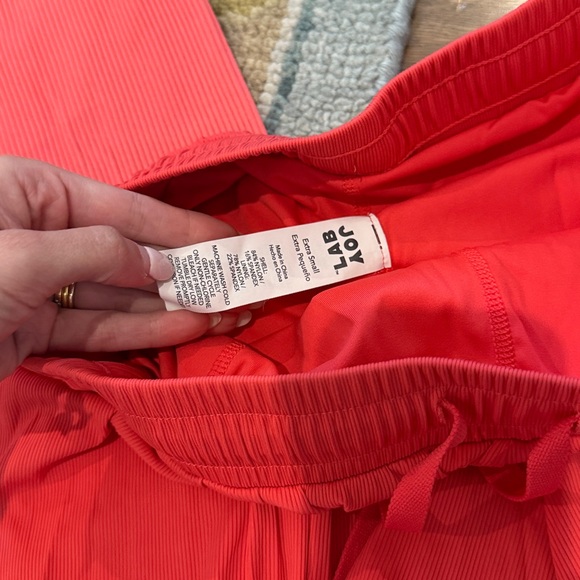 JoyLab Vibrant Red Ribbed Set - Picture 3 of 4